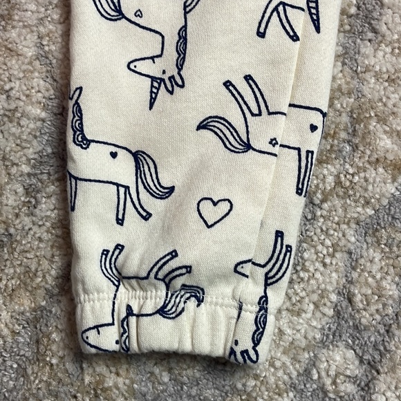 Unicorn 🦄 jogging pants 5T - Picture 6 of 7